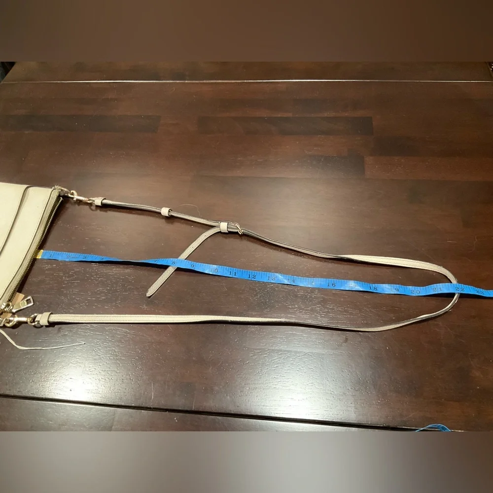 COACH LEATHER‎ IVORY CROSSBODY BAG